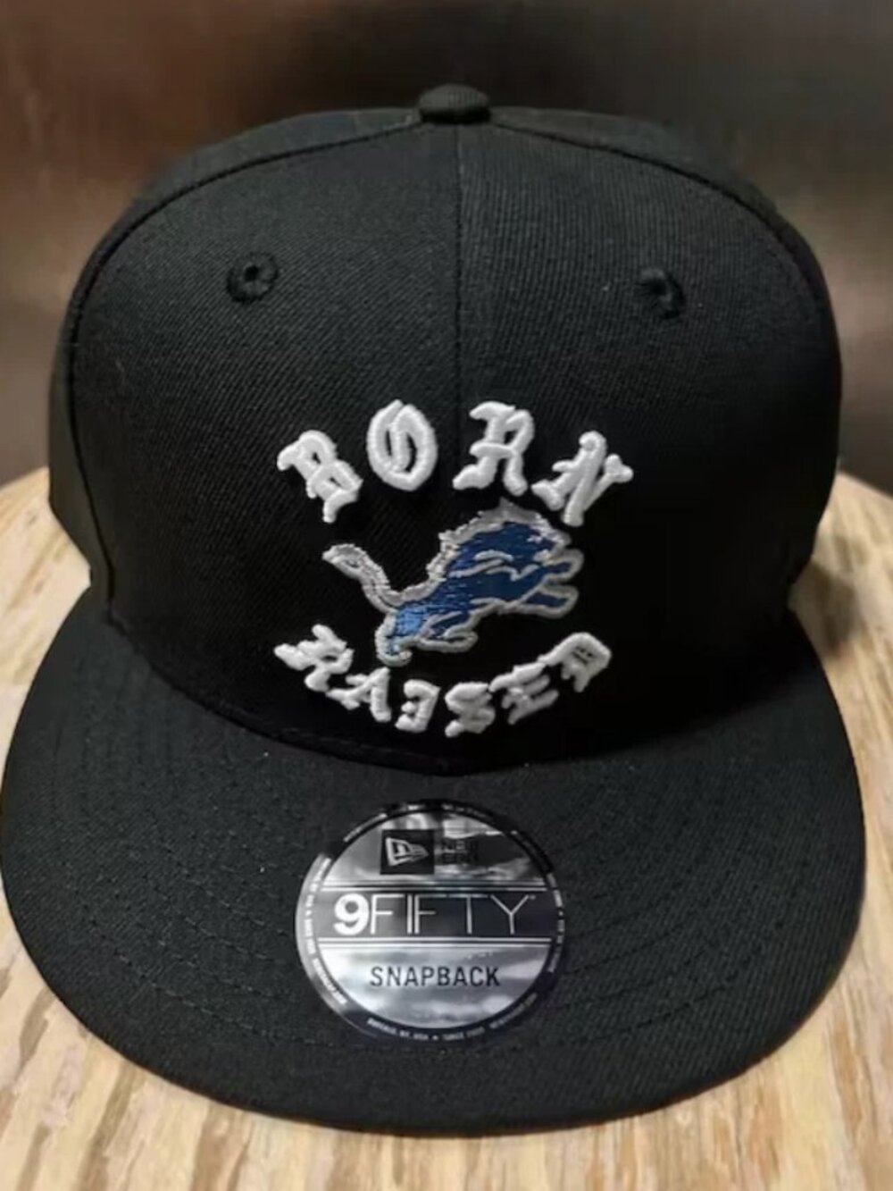 Born X Raised × NEW ERA NFL + LIONS SNAPBACK ROCKER HAT: BLACK